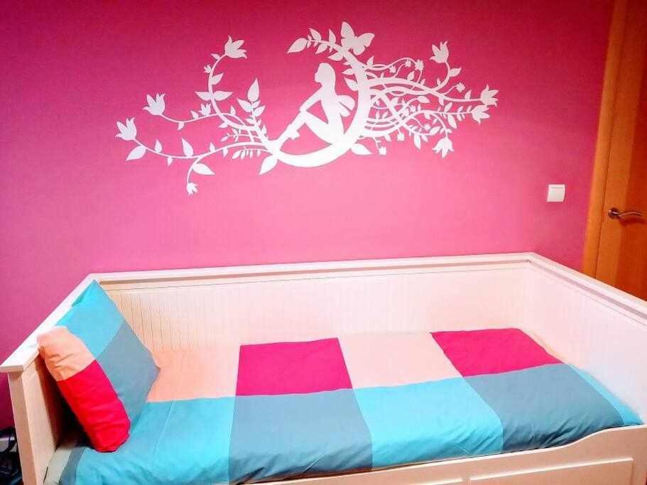 Precioso Atico Con Bonitas Vistas A La Pena Oroel Apartment Jaca Exterior foto